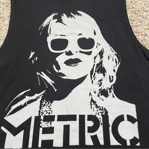 Metric Band Black Tank Top Sleeveless Rounded Neckline Size Large - Picture 3 of 5